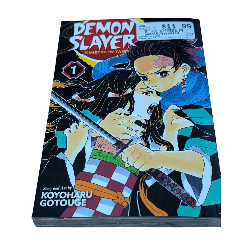 Demon Slayer Kimetsu No Yaiba Volume 1 Manga Paperback Koyoharu Gotouge